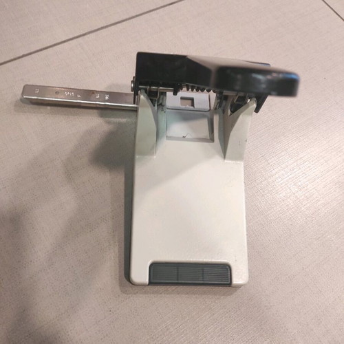 Leitz 5180 hole punch used with counter and 50-page capacity