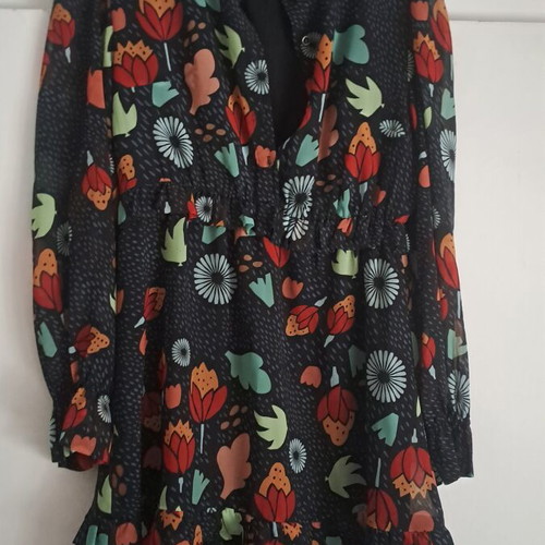 Chaton dress like new, colorful, size medium