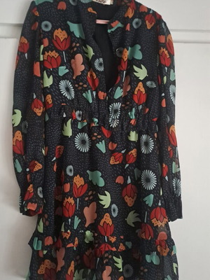 Chaton dress like new, colorful, size medium