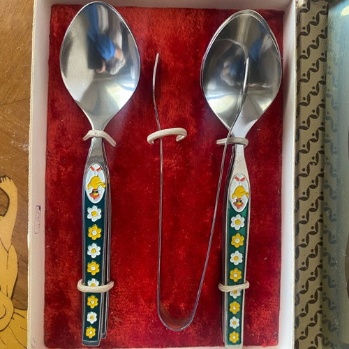 Vintage dessert spoon set like new
