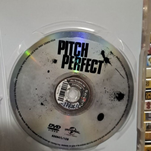 Kati Pio Pop DVD used, social genre, subtitles