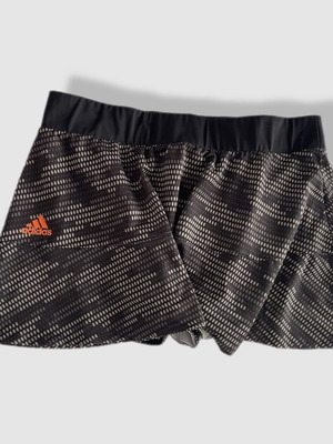 Adidas къса пола употребявана, размер XL, черна