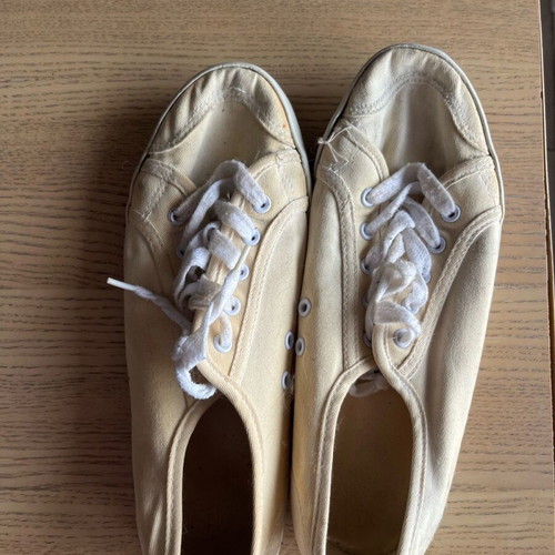 Canvas athletic shoes used size 39 beige
