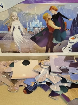 Frozen Puzzle like new