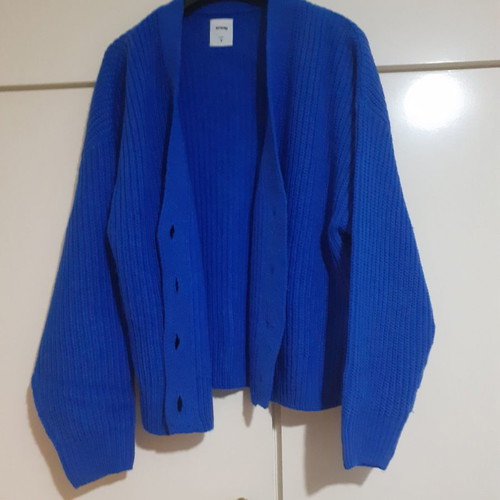 Knitted blue cardigan new with buttons