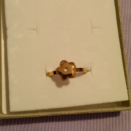 Trivero ring in rose gold color with four-leaf clover and flower, like new