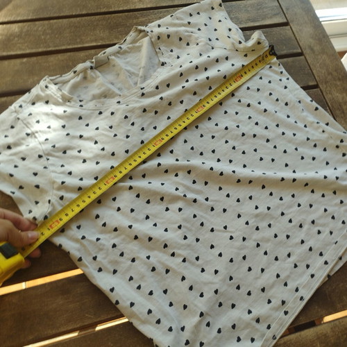 T-shirt with hearts like new, XXL, white and blue