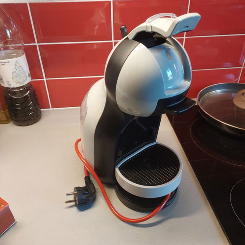 Dolce Gusto Krups coffee machine for capsules