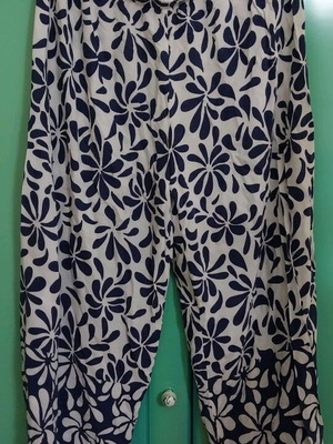 Παντελόνι Benetton σαν καινούργιο, μπλε, καλοκαιρινό