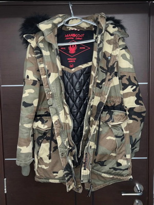 Μπουφάν Marikoo militaire μεταχειρισμένο, μέγεθος medium, μαύρο