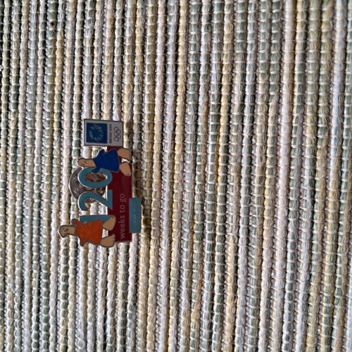 Olympic Games Greece 2004 Pin like new Olympus Sport