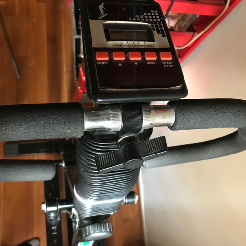 Step gym machine used, fully functional with misadjusted screen
