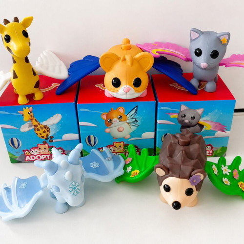 McDonald’s Roblox Adopt Me! Flying Pets set of 5 collectible figures like new