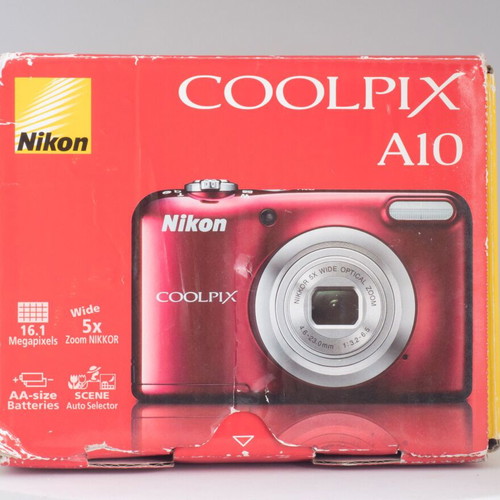 Nikon Coolpix A10 digital camera used with 32GB SD card