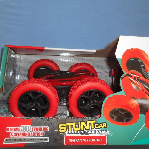 Remote Control Stunt Car new with 360º rotation