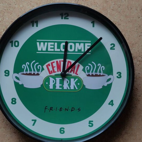 Friends Central Perk wall clock like new, analog