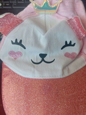 Girls' kids hat like new, white and pink, size XS