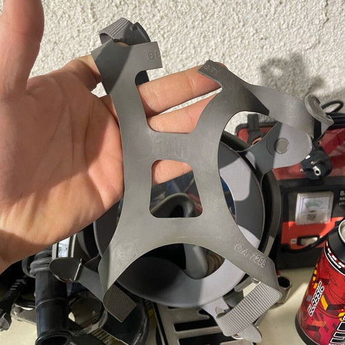3M6800 mask like new
