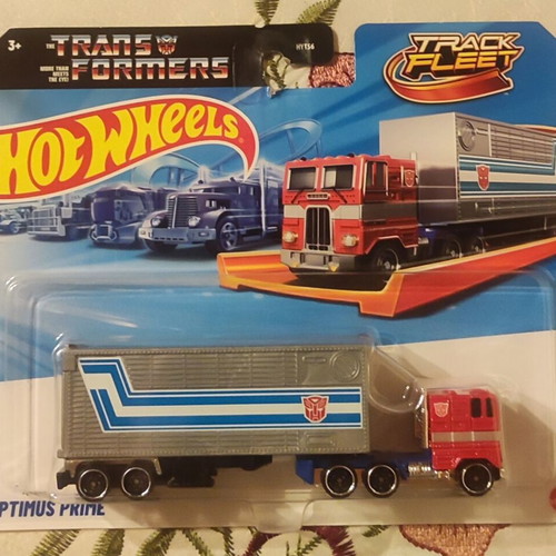 Hot Wheels Optimus Prime truck new, Transformers series