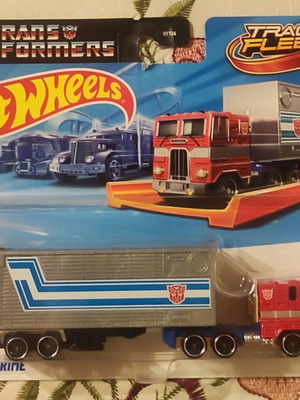Hot Wheels Optimus Prime truck new, Transformers series