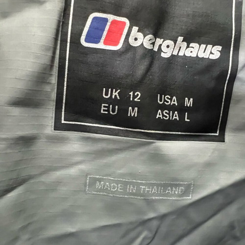Berghaus Stormcloud Waterproof Jacket new, size M, blue and green