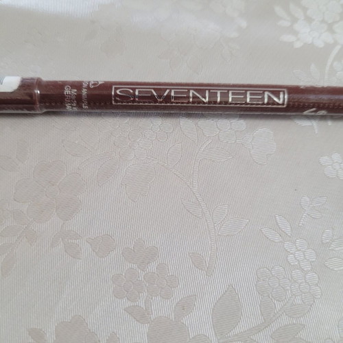 Seventeen lip liner pencil No 16 Glam Brown unused