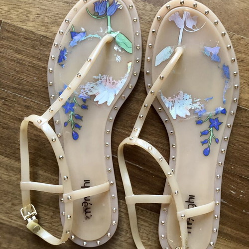 Menghi nude jelly sandals used with pink crystals size 40 fitting 39