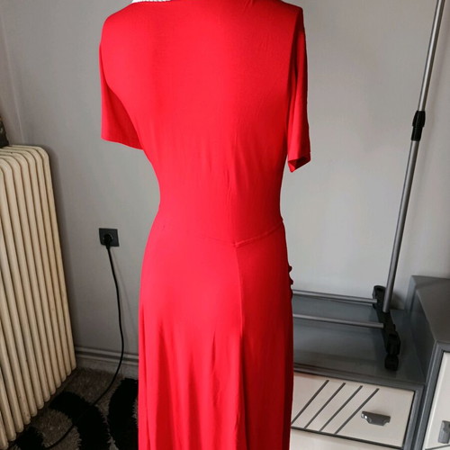 Midi dress red new, size Medium, Elxis
