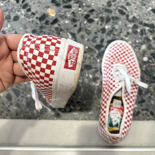 Vans sneakers size 40 like new, white and red
