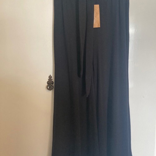Funky Buddha ribbed crop pants new, black