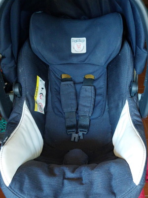 Peg Perego κάθισμα αυτοκινήτου σαν καινούργιο, 0-13kg, μαύρο και άσπρο