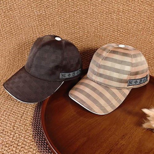 Fendi baseball cap new, beige and brown, one size