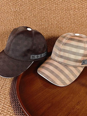 Fendi baseball cap new, beige and brown, one size