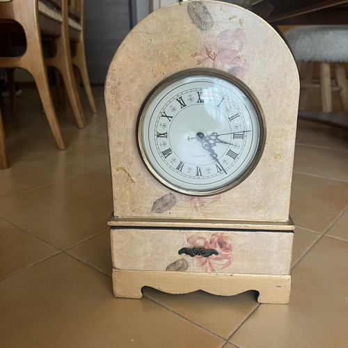 Table Clock Quartz Vintage Shabby Chic with Jewelry Drawer like new