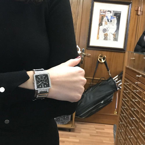 VOGUE women's watch new with Austrian crystals and sapphire