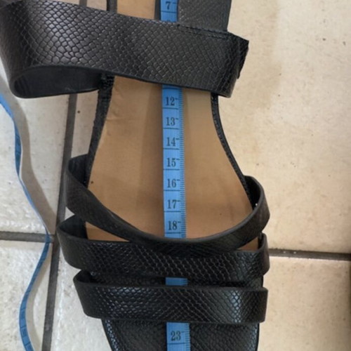 Zara TRF black wedge sandals like new, cork effect platform