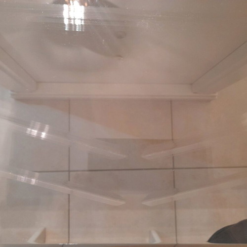 Τραπεζαρία σαν καινούργια 1,90×0,90 με 6 καρέκλες και τζάμι χαραγμένο