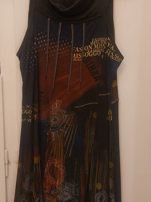 Soggo Paris Boho Art Print Dress like new, one size