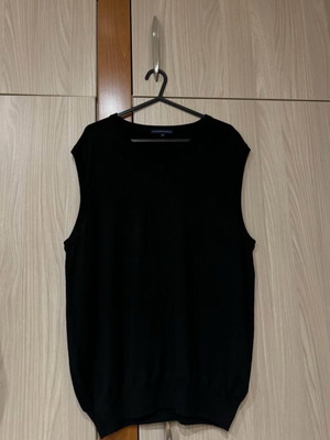 Black wool sleeveless vest Oxford Company medium like new