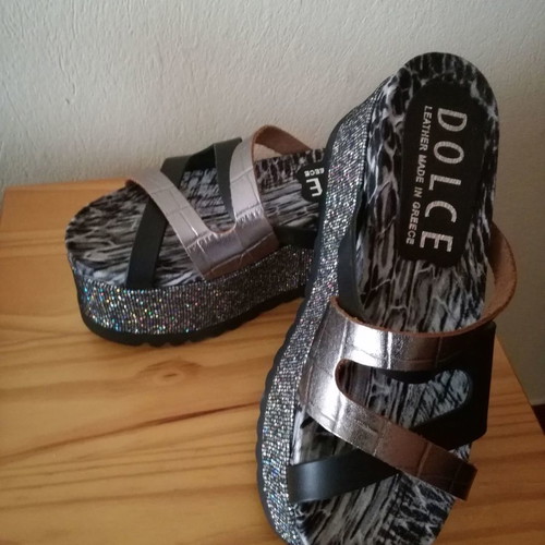 Dolce platform shoes size 39 new, black with silver details