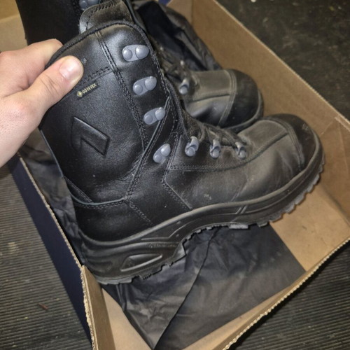 Haix Airpower XR22 safety boots size 40 like new, black