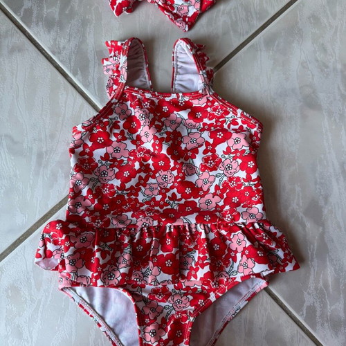 Girls swimsuit 18-24 months like new