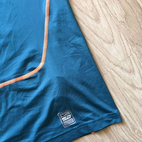 Nike Pro Combat Core Compression 2.0 shirt like new, size S