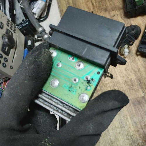 Resistor Opel Vectra GM 90508024 used