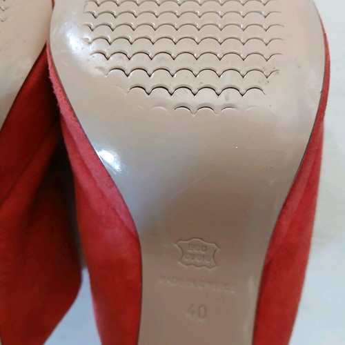 Bruni suede mules size 40 like new, red