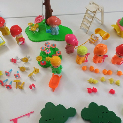Pin Pon by Lyra used assorted pieces