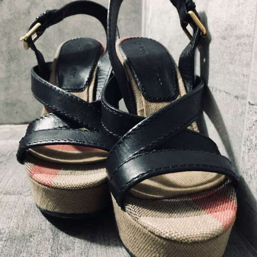 Burberry shoes used, excellent condition, size 37-38