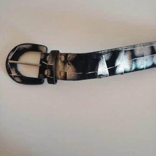 Black shiny belt like new with classic buckle and silver details