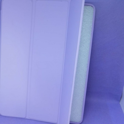 Silicone case for Ipad 10.2 tablet like new, purple