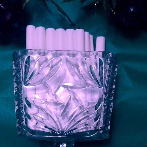 Pinwheel vintage Bohemias crystal cigarette card holder new